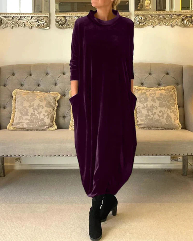 Layeena | Elegant Velvet Maxi Dress