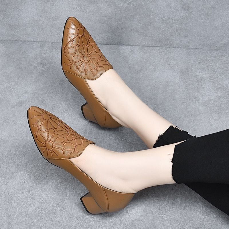 Tonette | Soft Vegan Leather Embroidered Pumps