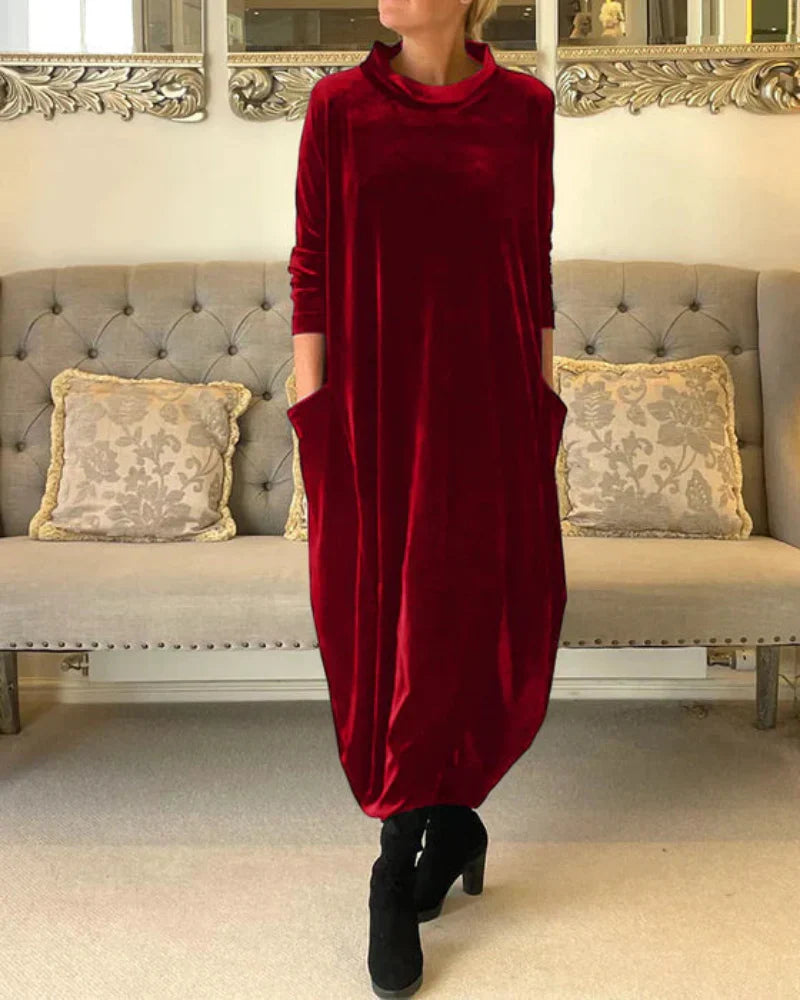 Layeena | Elegant Velvet Maxi Dress