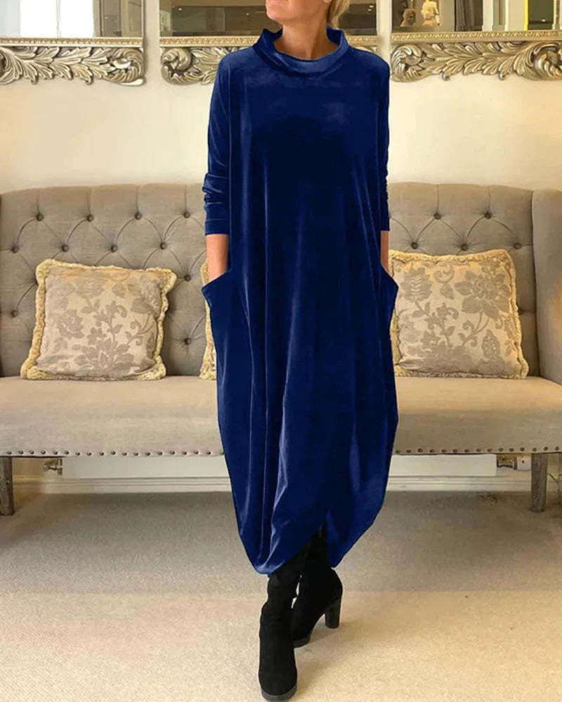 Layeena | Elegant Velvet Maxi Dress