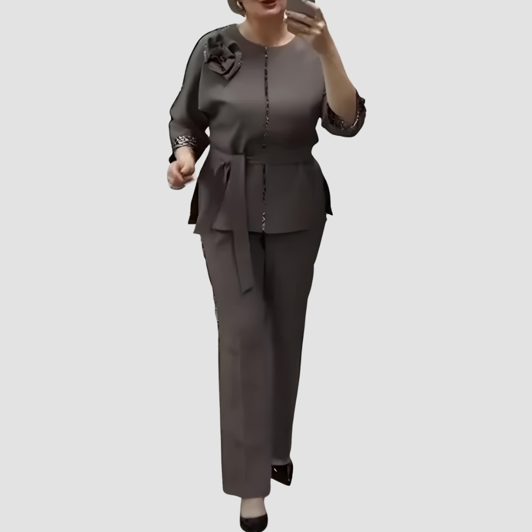 Marietta | Two-Piece Set With Leopard Accents