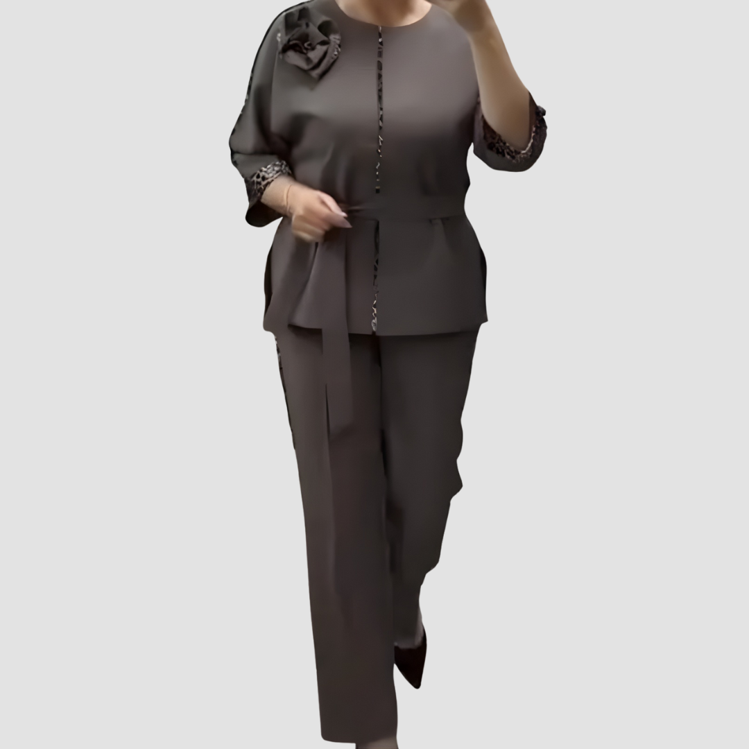 Marietta | Two-Piece Set With Leopard Accents