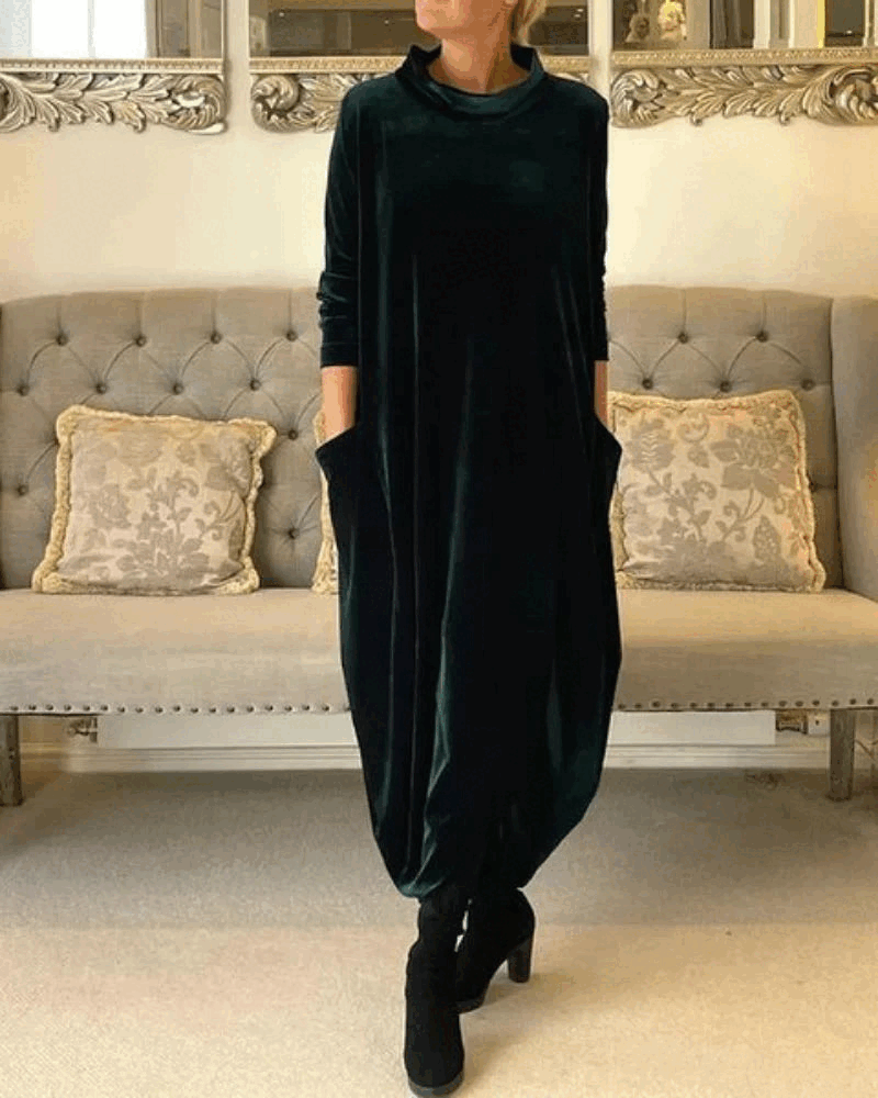 Layeena | Elegant Velvet Maxi Dress