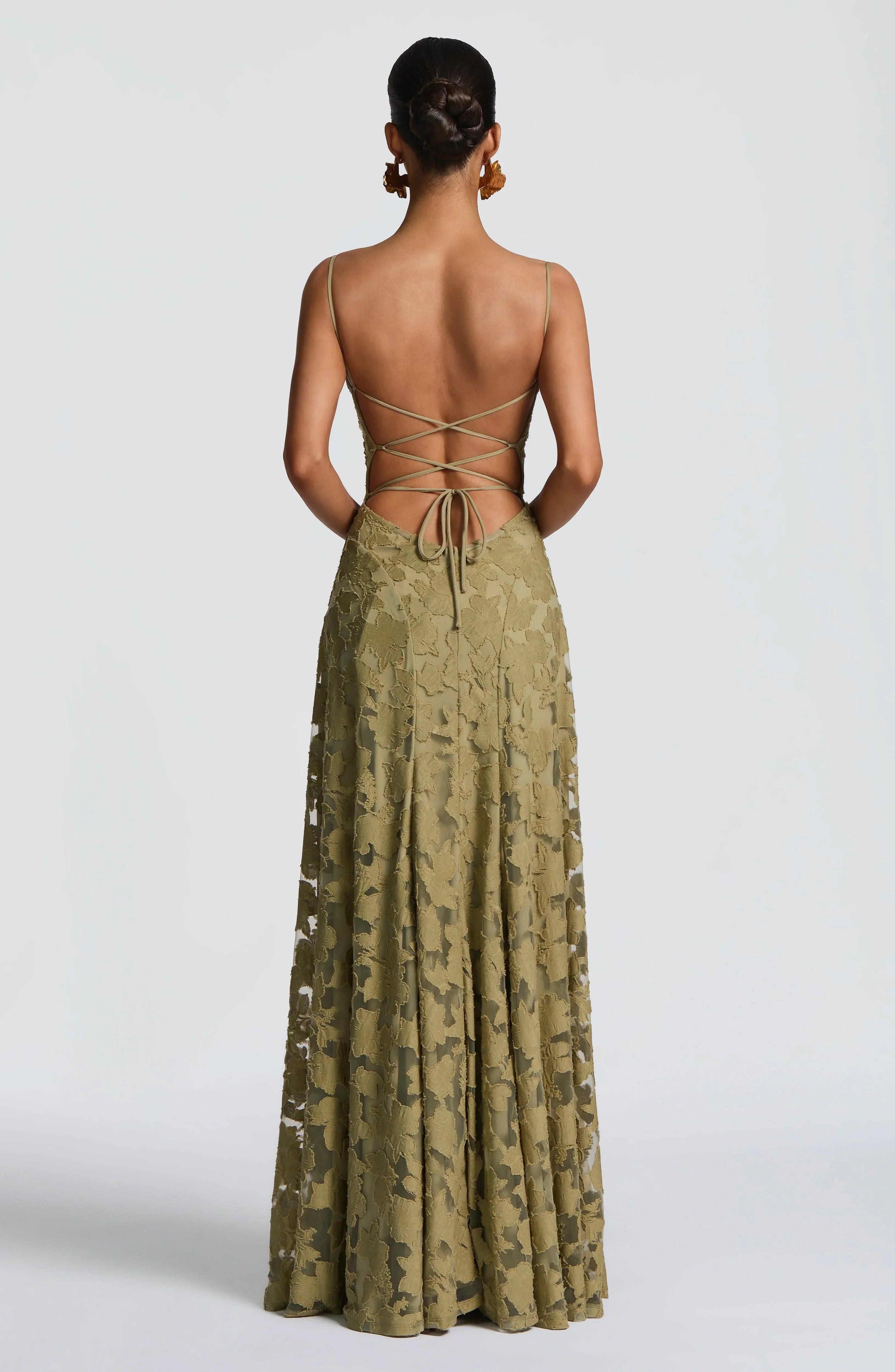 Clara Léon | Flowing Elegant Maxi Dress
