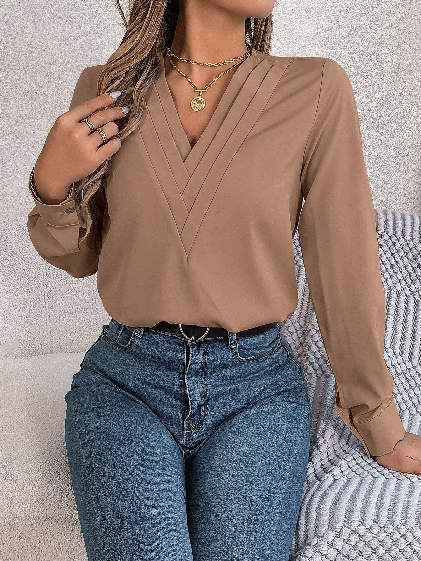 Lizzy | Elegant V-Neck Blouse